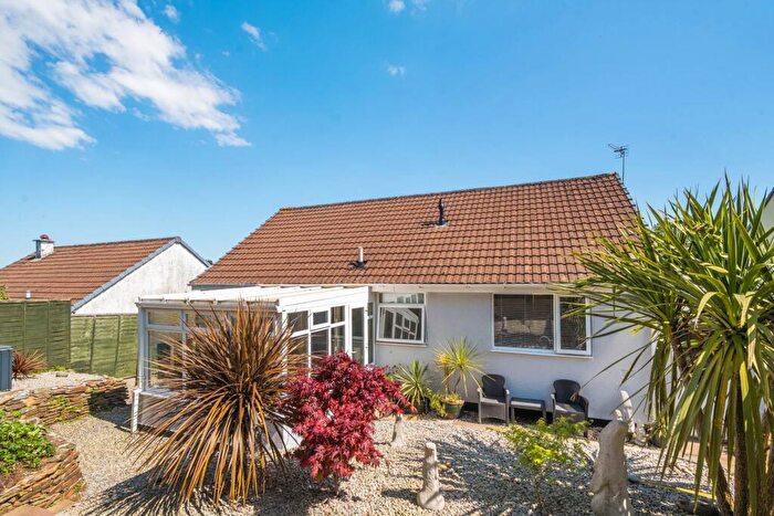3 Bedroom Bungalow For Sale In Callington, PL17