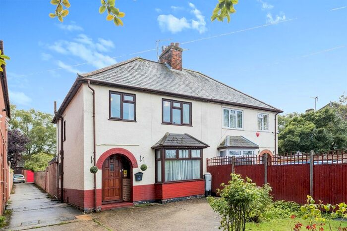 3 Bedroom Property To Rent In Old Worting Road, Basingstoke, RG22