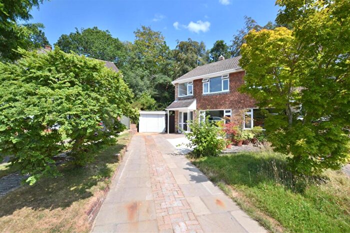 3 Bedroom Semi Detached House For Sale In Fern Drive, Church Crookham, Fleet, GU51