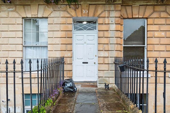 1 Bedroom Flat To Rent In Norfolk Crescent, Bath, BA1