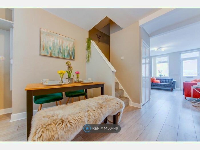 3 Bedroom Terraced House To Rent In Burnell Street, Brimington, Chesterfield, S43