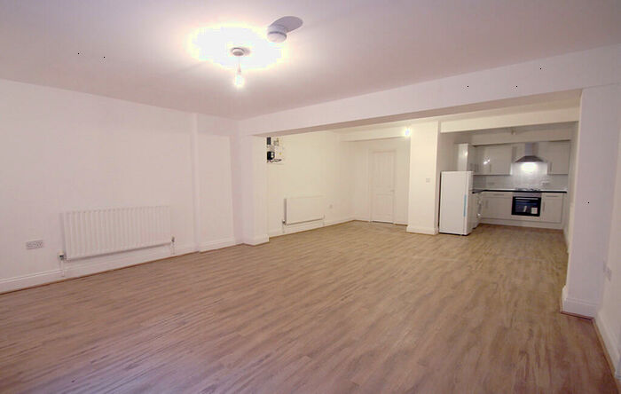 Studio To Rent In A Tilia Road, E5