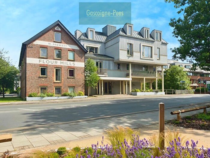 1 Bedroom Apartment To Rent In Prewetts Mill, Town Centre, RH12