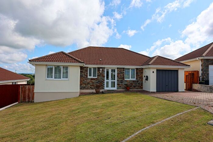 3 Bedroom Bungalow For Sale In Horseshoe Close, Roche, St Austell, PL26