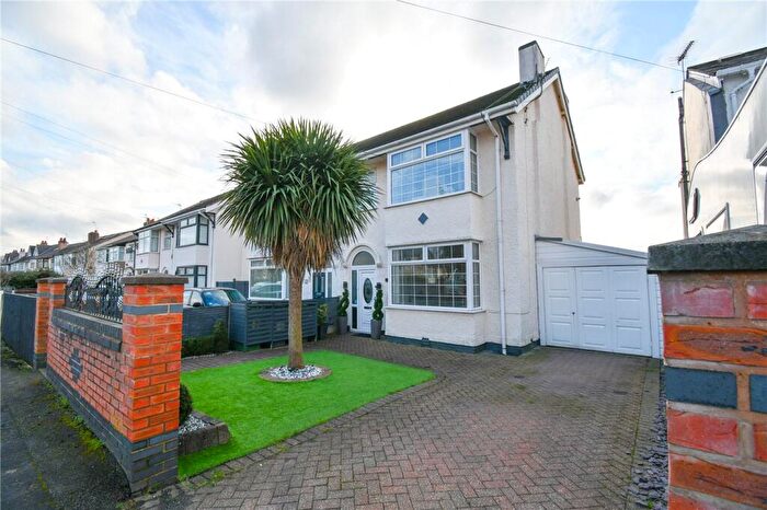 3 Bedroom Semi Detached House For Sale In Rosslyn Drive, Moreton, Wirral, CH46