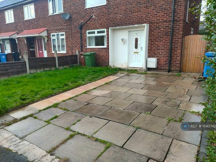 2 Bedroom End Of Terrace House To Rent In Sandiway, Bredbury, Stockport, SK6