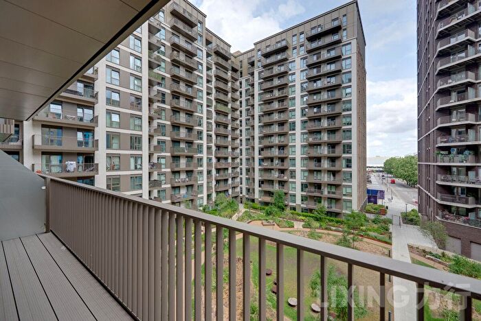 2 Bedroom Flat For Sale In Ellipse House, Eden Place, London, E16