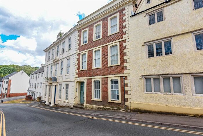 Studio For Sale In Long Street, Dursley, GL11