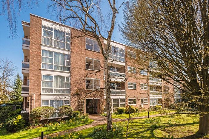 1 Bedroom Flat To Rent In Malvern Way, West Ealing, W13