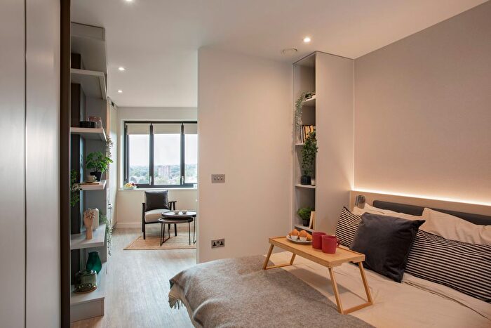 1 Bedroom Flat To Rent In College Road, Croydon, CR0