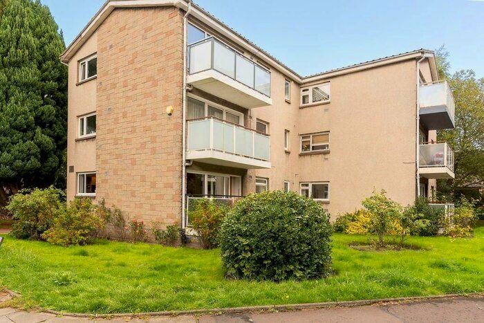 2 Bedroom Flat To Rent In Inverleith Row, Inverleith, Edinburgh, EH3