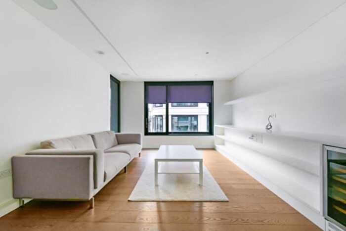 1 Bedroom Flat To Rent In Rathbone Place, Fitzrovia, London, W1T