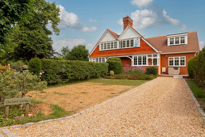 4 Bedroom Semi-Detached House To Rent In Ashtead Woods Road, Ashtead, KT21