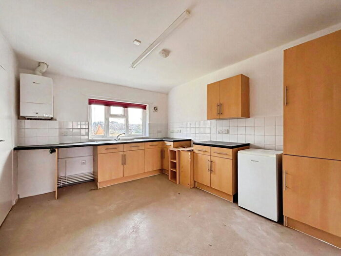 1 Bedroom Flat To Rent In St. Lukes Avenue, Maidstone, ME14