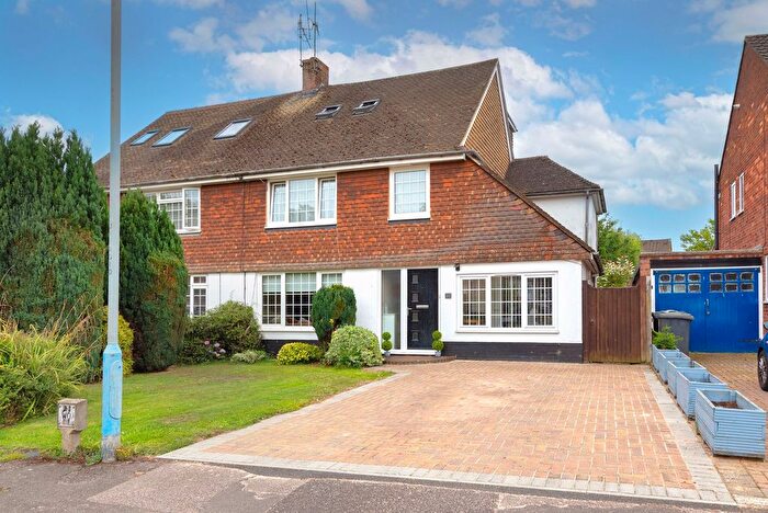 5 Bedroom Semi Detached House For Sale In Willow Lea, Tonbridge, TN10