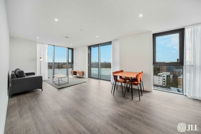 2 Bedroom Apartment To Rent In Coster Avenue London, N4