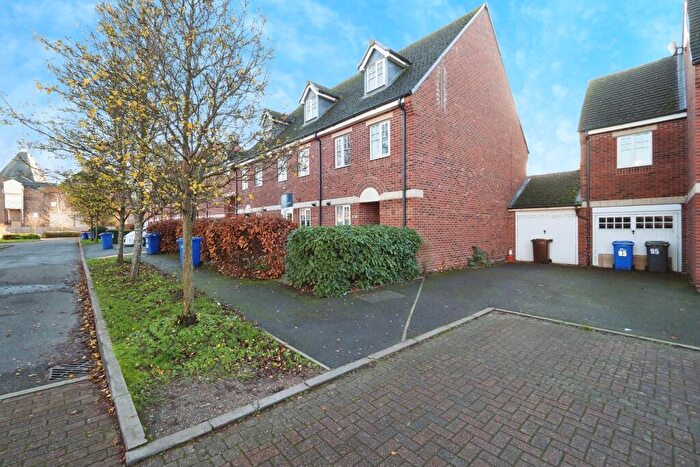 3 Bedroom End Of Terrace House For Sale In Caroline Court, Burton-on-Trent, Staffordshire, DE14