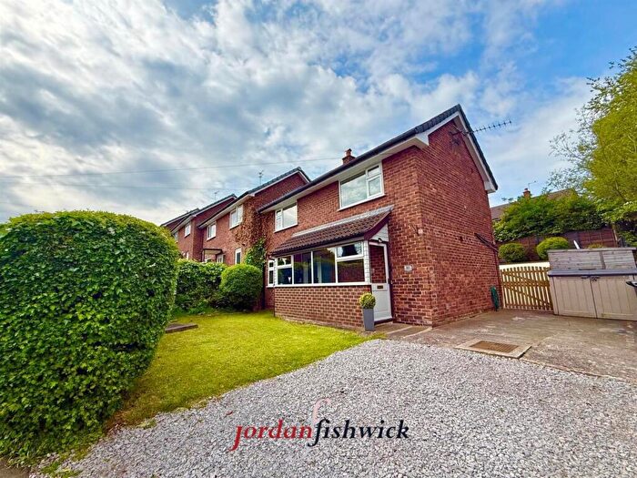 3 Bedroom End Of Terrace House For Sale In Hulley Road, Macclesfield, SK10