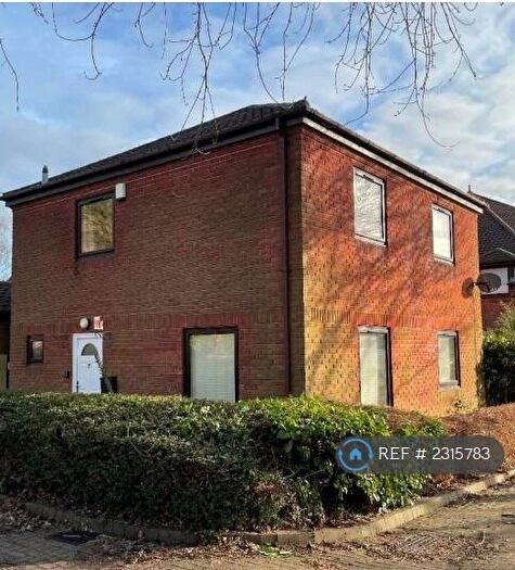 3 Bedroom Detached House To Rent In Charles Robinson Court, Wellingborough, NN8