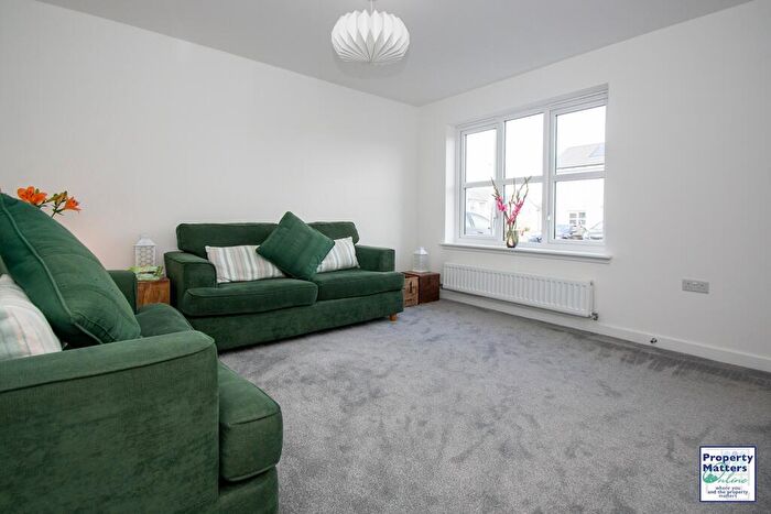 3 Bedroom Terraced House For Sale In Strathearn Way, Kilmaurs, KA3