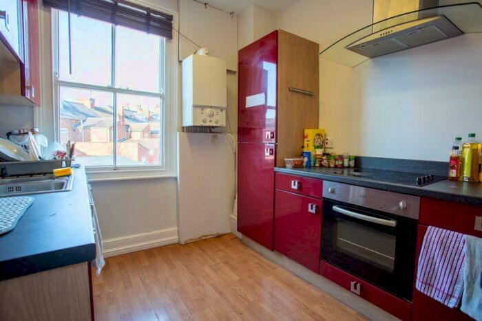 3 Bedroom Flat To Rent In Ashby Road, Loughborough, LE11