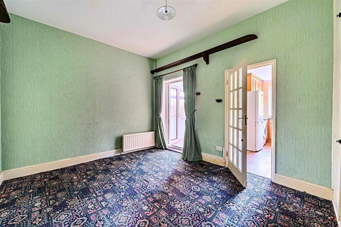 3 Bedroom End Of Terrace House For Sale In Northport, Wareham, Dorset, BH20