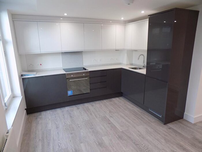 1 Bedroom Apartment To Rent In Castle Street, Reading, RG1