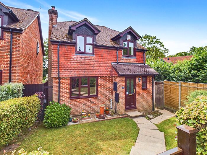 4 Bedroom Detached House For Sale In Clinkard Place, Lane End, High Wycombe, Buckinghamshire, HP14