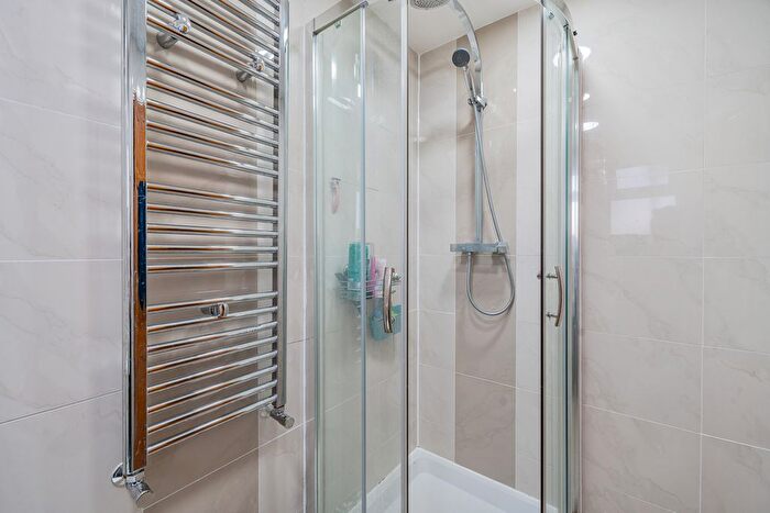 1 Bedroom Flat For Sale In Beckway Street, London, SE17