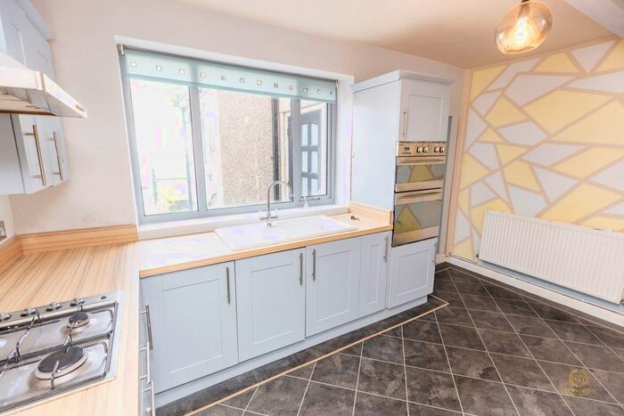 2 Bedroom Cottage For Sale In , Dover Street, Darwen, BB3