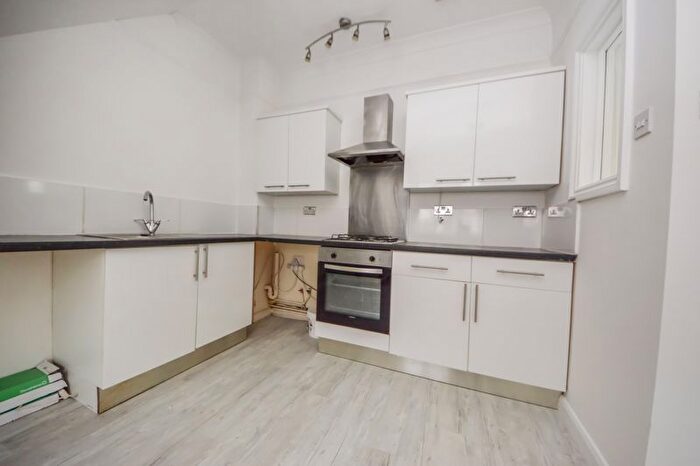 1 Bedroom Terraced House To Rent In Burleigh Road, Portsmouth, PO1