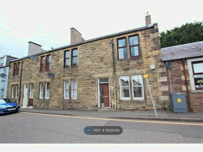1 Bedroom Flat To Rent In North Vennel, Lanark, ML11