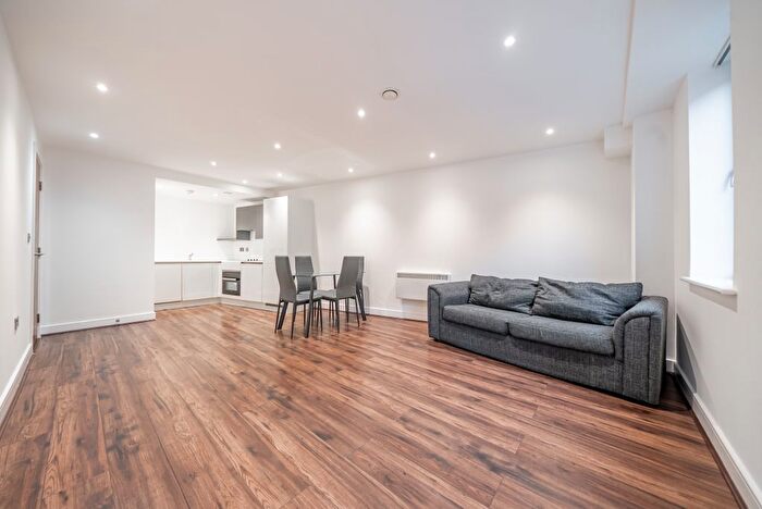 1 Bedroom Flat To Rent In Albion House, Pope Street, B1