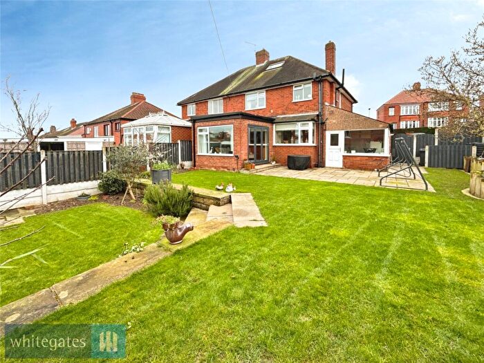 3 Bedroom Semi Detached House For Sale In Queens Drive, Old Town, S75