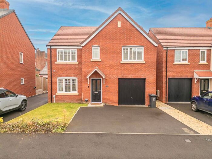 5 Bedroom Detached House For Sale In Longlands Avenue, Stourbridge, DY8