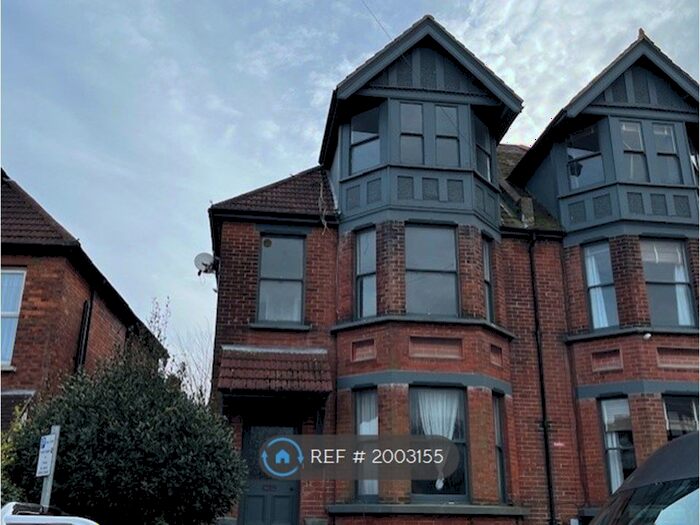 3 Bedroom Maisonette To Rent In St. Johns Church Road, Folkestone, CT19