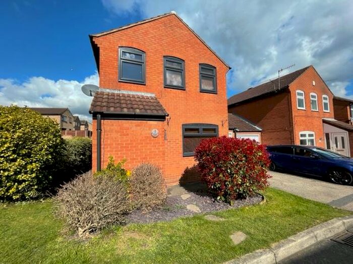 3 Bedroom House To Rent In Azalea Court, Giltbrook, Nottingham, NG16