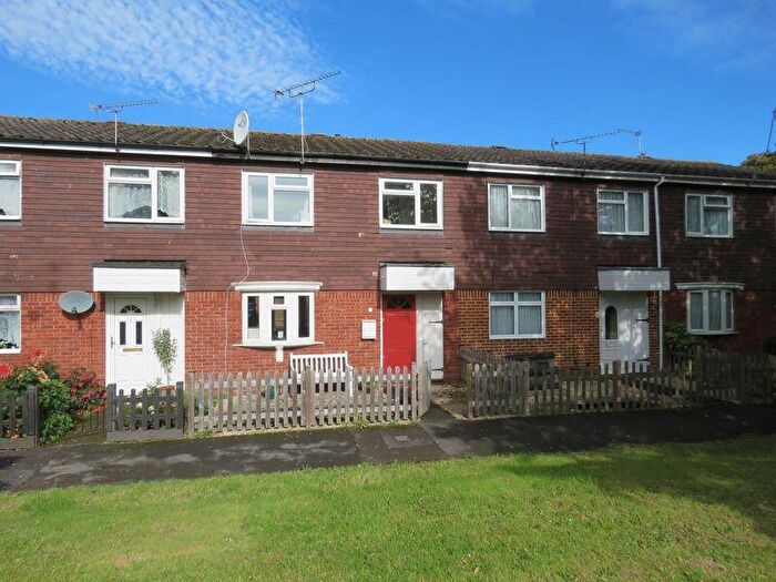 3 Bedroom Terraced House To Rent In Gunthorpe Road, Marlow, SL7