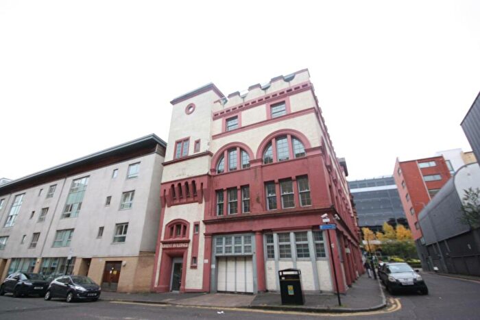 2 Bedroom Flat To Rent In Flat, Dunblane Street, Glasgow, G4