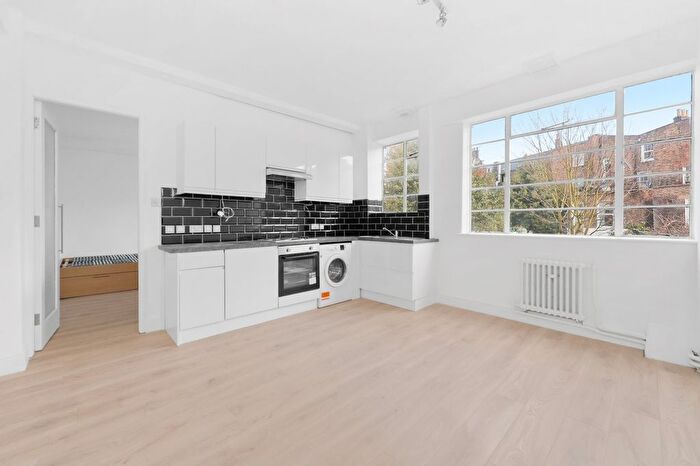 1 Bedroom Flat To Rent In Camden Road, Camden, NW1