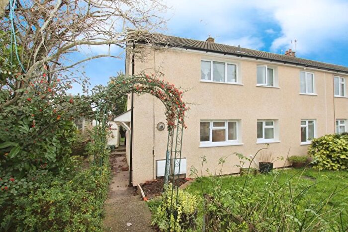 2 Bedroom Flat To Rent In Kimberley Close, Downend, Bristol, BS16