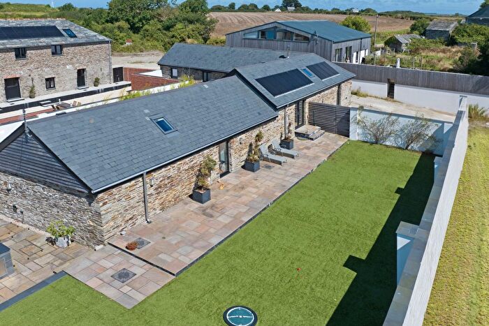 4 Bedroom Barn Conversion For Sale In Trebyre, Wadebridge, PL27