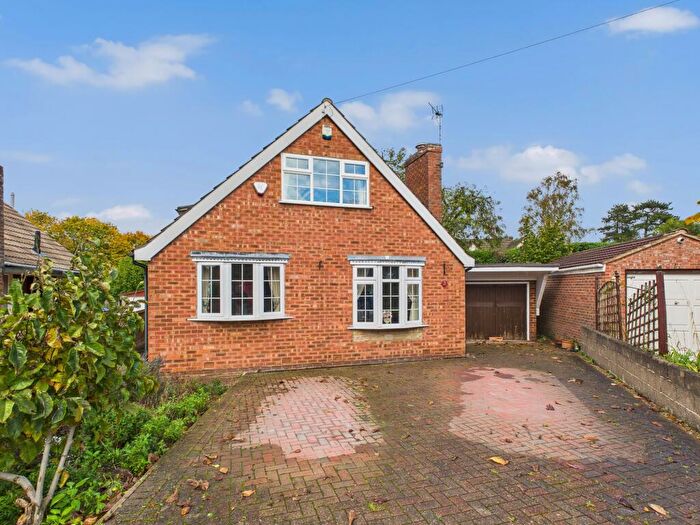 3 Bedroom Chalet For Sale In School Lane, Chellaston, DE73