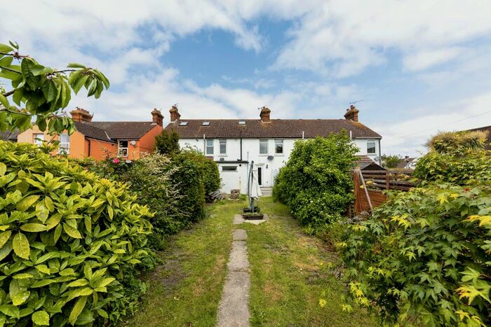 2 Bedroom Property To Rent In Canterbury Road, Willesborough, Ashford, TN24