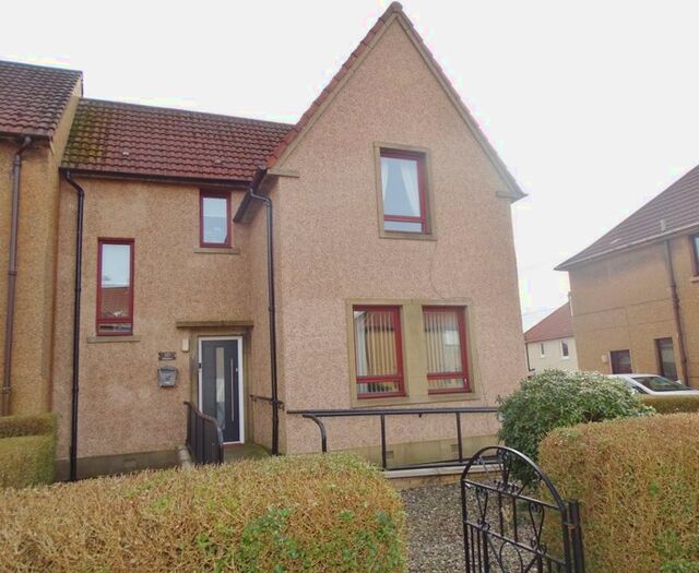 4 Bedroom Terraced House For Sale In Woodlands, Sauchie, Alloa, FK10