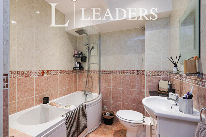 2 Bedroom Apartment To Rent In St. Marks Court, Hibberd Place, S6
