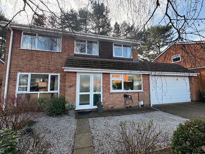 4 Bedroom Detached House For Sale In Tidmarsh Road, Leek Wootton, CV35