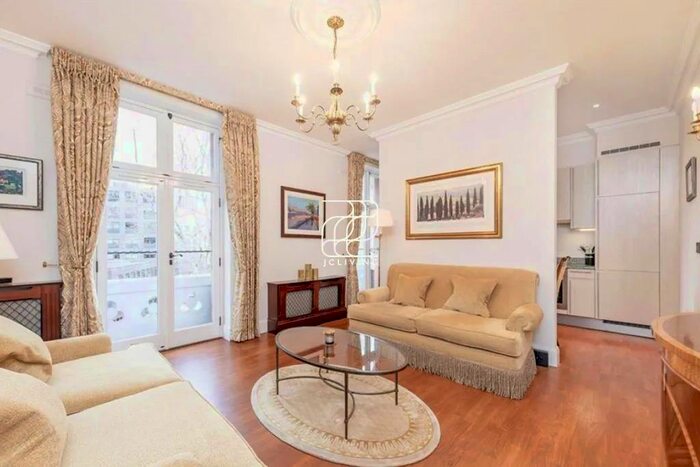 1 Bedroom Flat To Rent In Artillery Mansions, London, SW1H