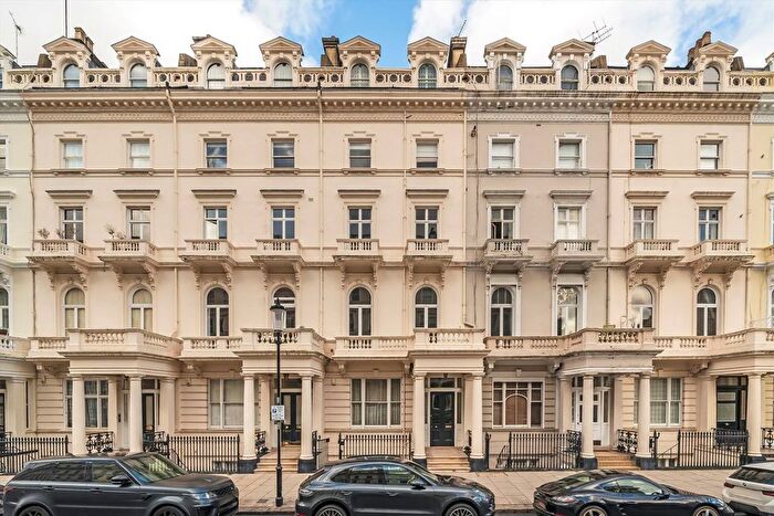 2 Bedroom Flat To Rent In Queen's Gate Terrace, South Kensington, SW7