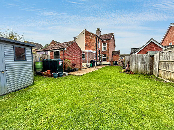 3 Bedroom Semi Detached House For Sale In Priory Road, St Olaves, NR31